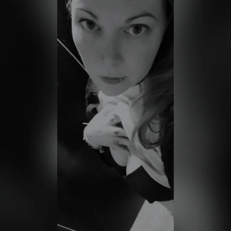 Alice Umbra only fans xxx