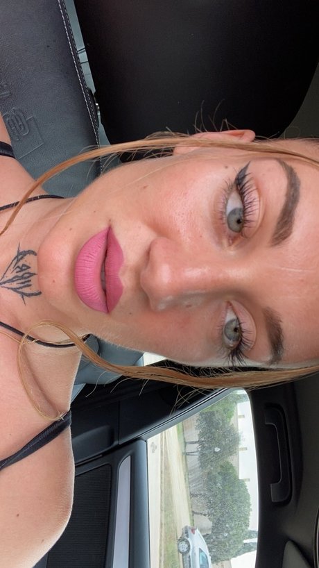 Olivia Misssy leak onlyfans