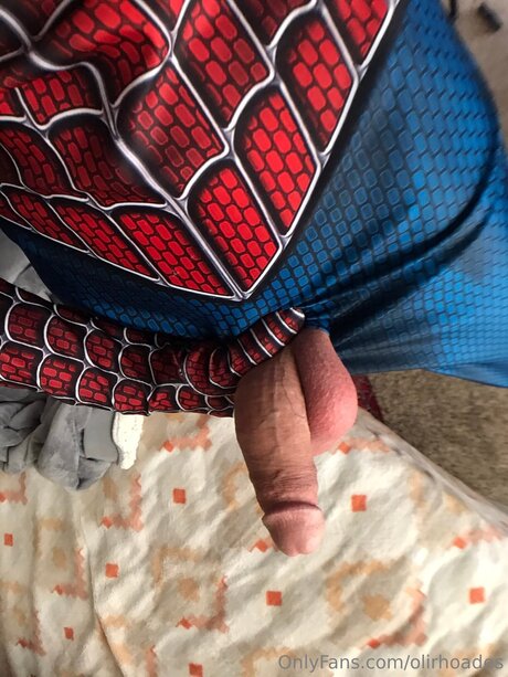 Oli Rhoades tits onlyfans