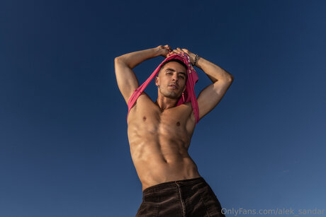 Alek Sandar onlyfans images