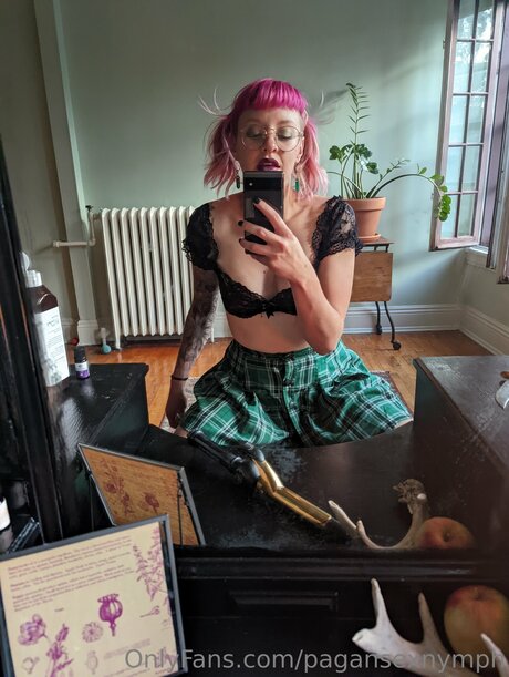 Kitten Nymph onlyfans free