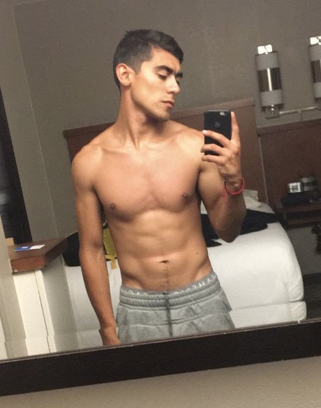 Henry Crrl onlyfans x