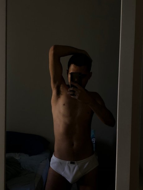 Otto The Exhibitionist Twink onlyfans nsfw