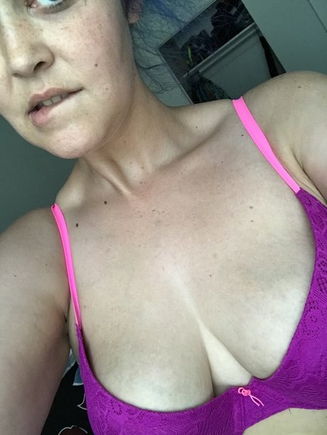 OtakuHar onlyfans leaks.