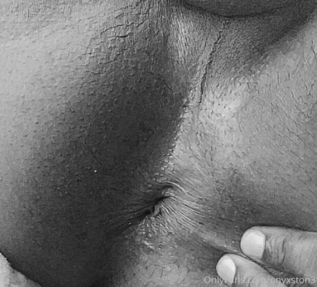 OnyxSton3 onlyfans model photos