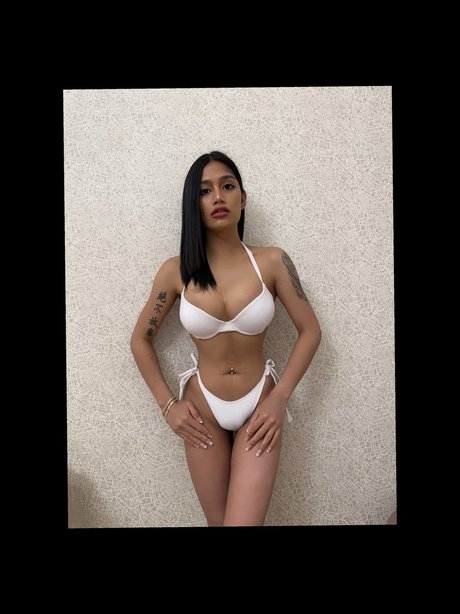 Akita onlyfans topless