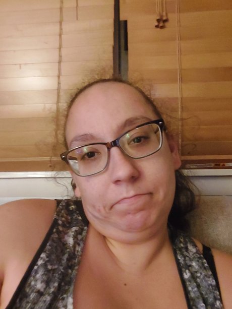 Ms Kane topless onlyfans