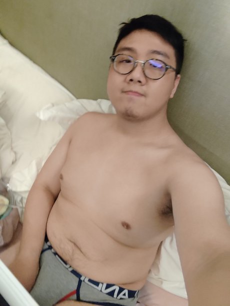 patrick0429 onlyfans strip tease