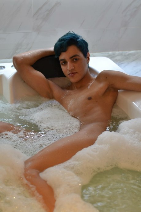 Tony Pierce naked onlyfans leaked