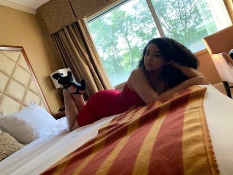 Paris Waters onlyfans uncensored