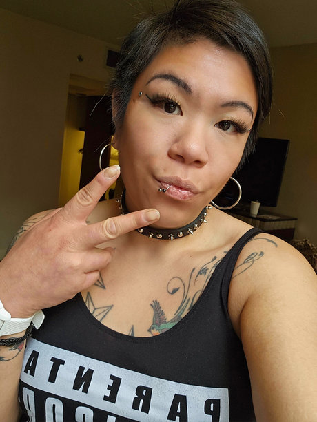 Gracie Guillotine nude onlyfans