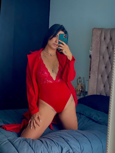 Lapalomanegra onlyfans nide