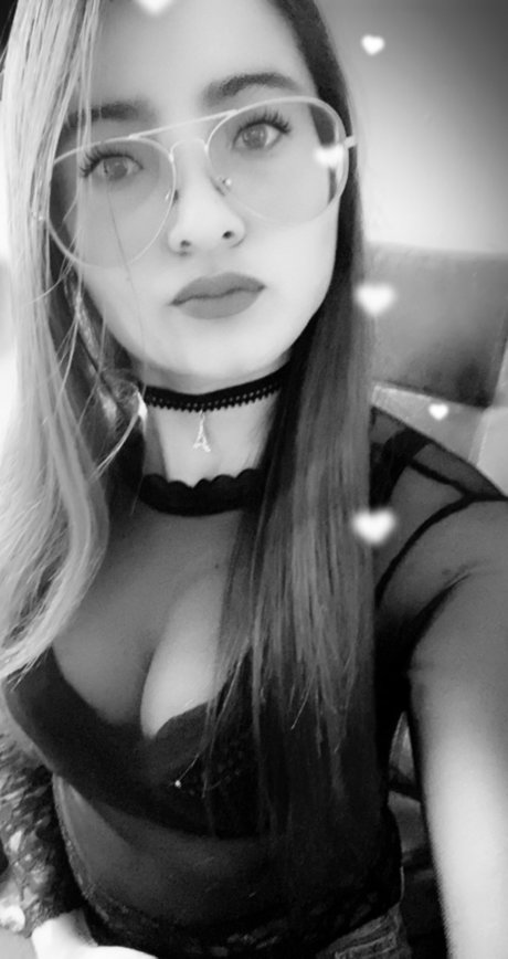 paola andrea cruz alvis onlyfans leaked tits