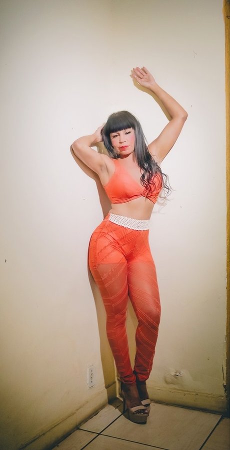 Mel Flores nude porn onlyfans