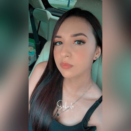 Alejandra Giraldo onlyfans creator