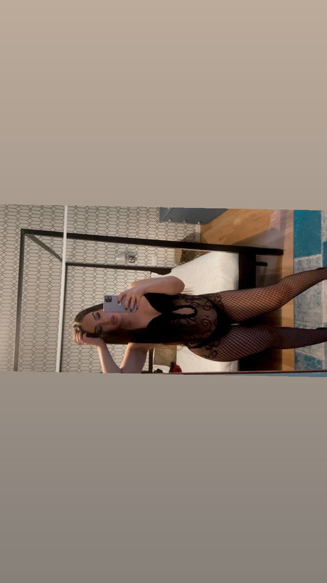 Alba Brunette for VIP onlyfans photo