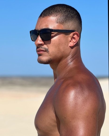 Miqu ias Rocha onlyfans content type