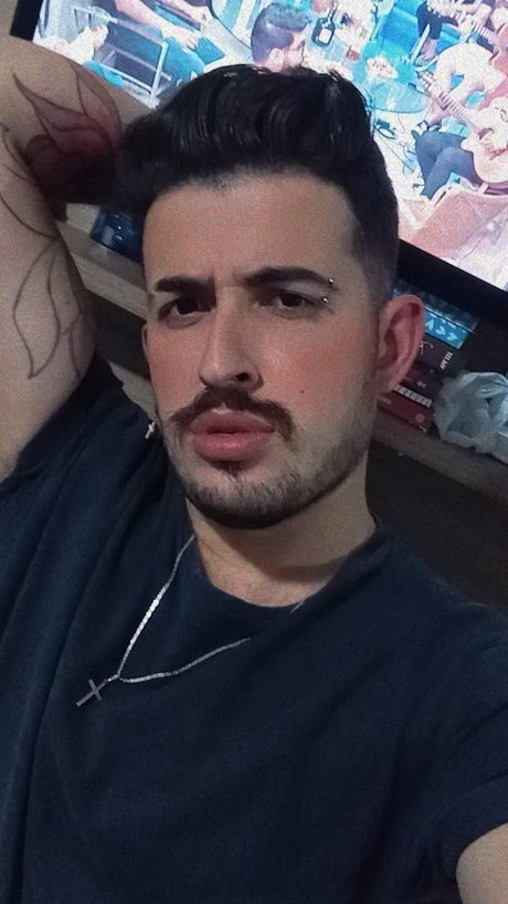 Paulinho Henrique only fans pictures