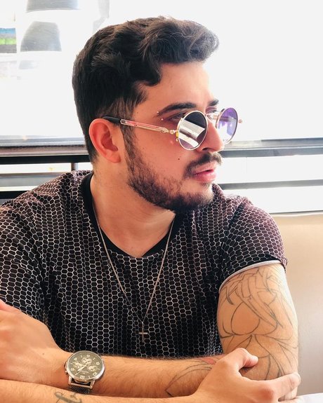 Paulinho Henrique onlyfans leaked naked