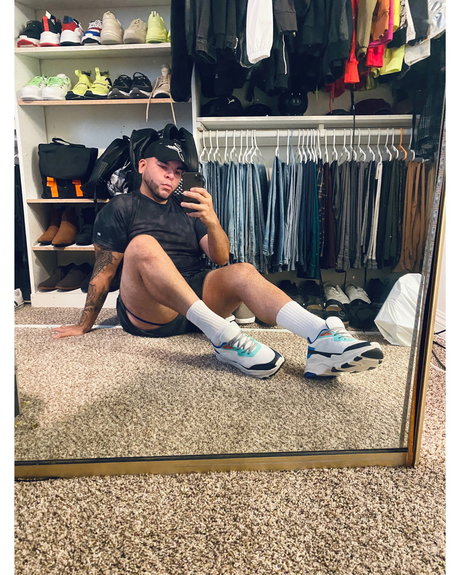 Alejandro Bravo onlyfans nude leak