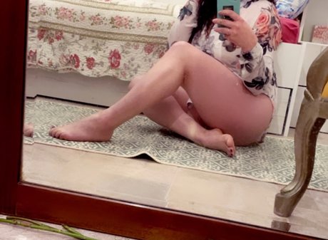 Donna dominatrice naked on onlyfans