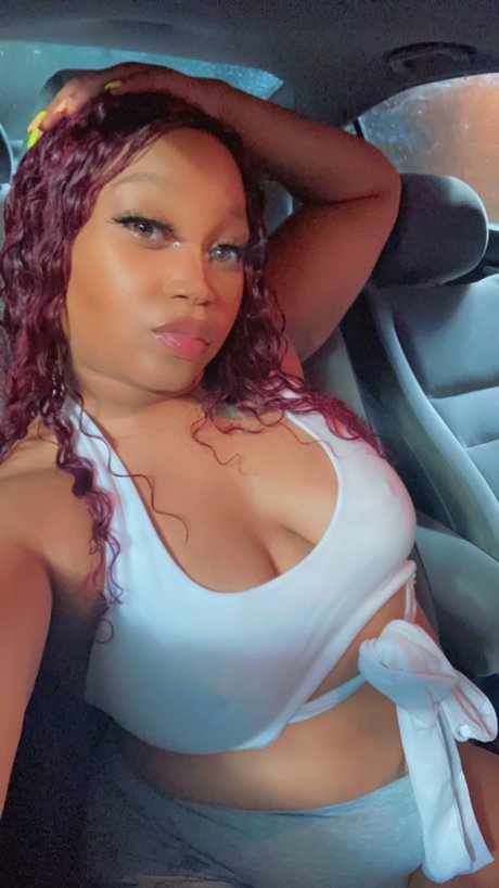 FantasiiDi r onlyfans model