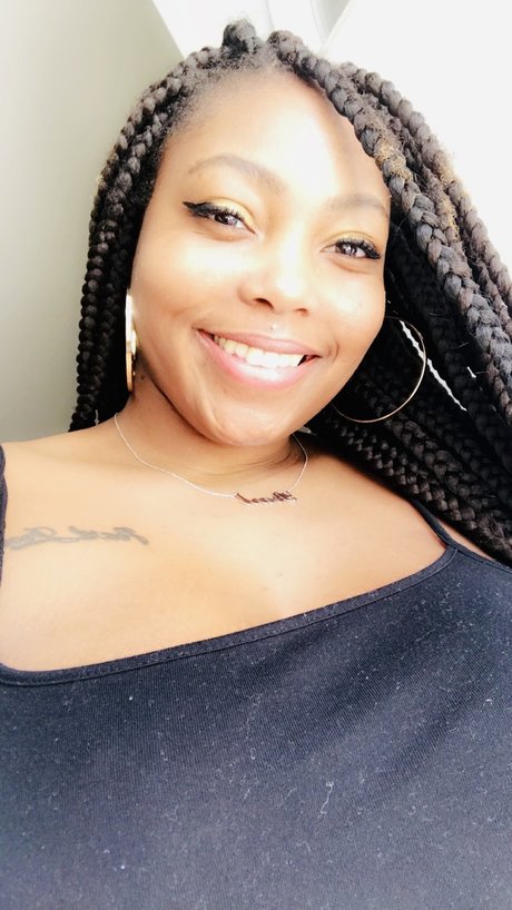 LoveLove hot onlyfans