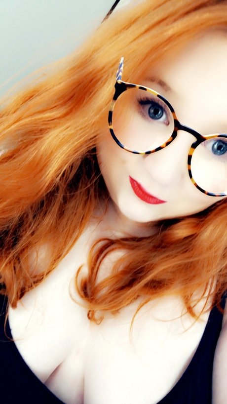 PlusSizeRed onlyfans porn free