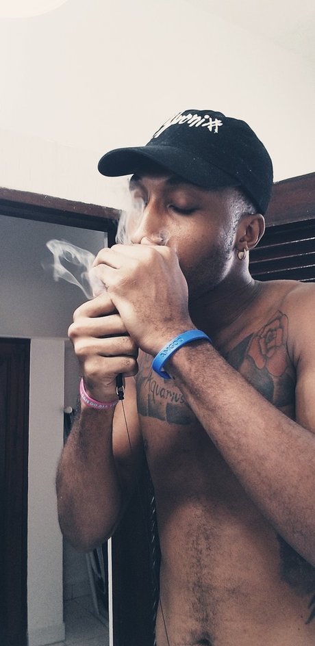 Azriel PLAY naked only fans