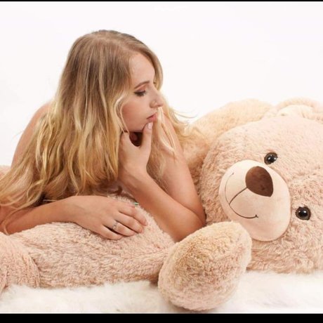 Aimbearz onlyfans public photos