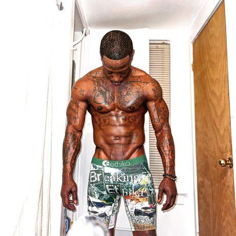 Chocolate dro09 onlyfans naked