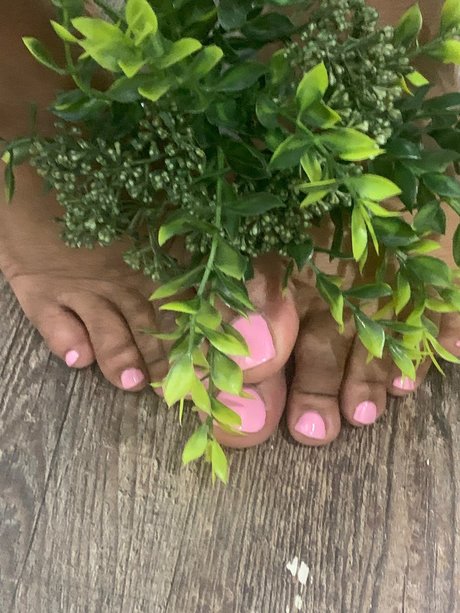 Goddess Luv only fans pic