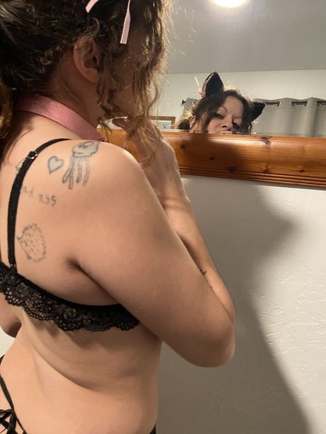 Millie Mae onlyfans model