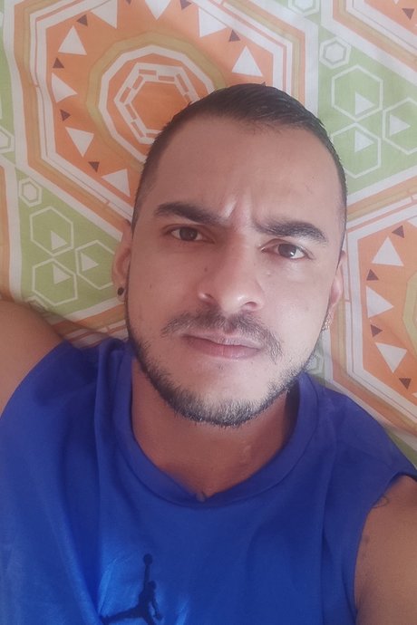 Iv n Aguiar hot onlyfans