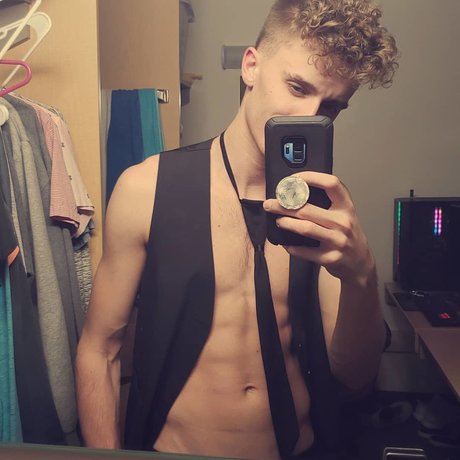 Daddy Emperor naked leaked onlyfans