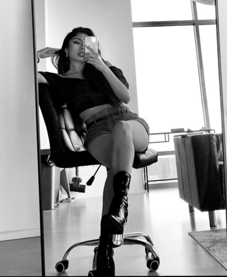 Goddess Paris onlyfans nude pics