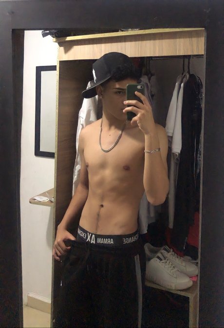 Daniel Valencia onlyfans naked