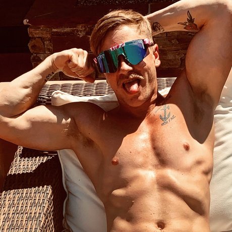 Chris Blades onlyfans picture