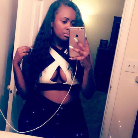 Ashley Nickii sexy onlyfans