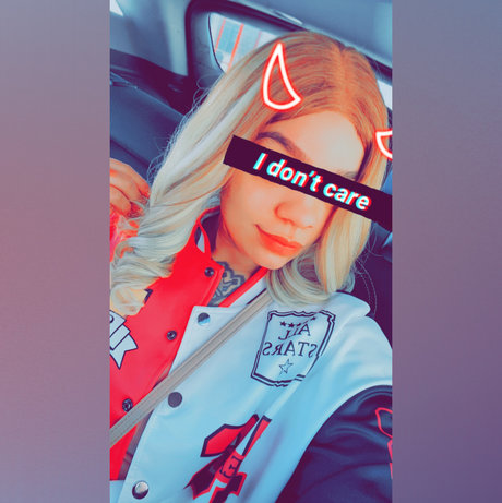 Royalteaa_ onlyfans keak