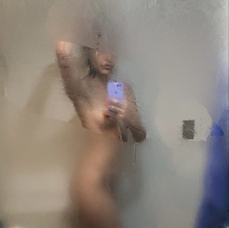 pouty girl_ leaks only fans