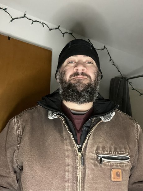 JizzneyPrincess 18_ onlyfans naked pics