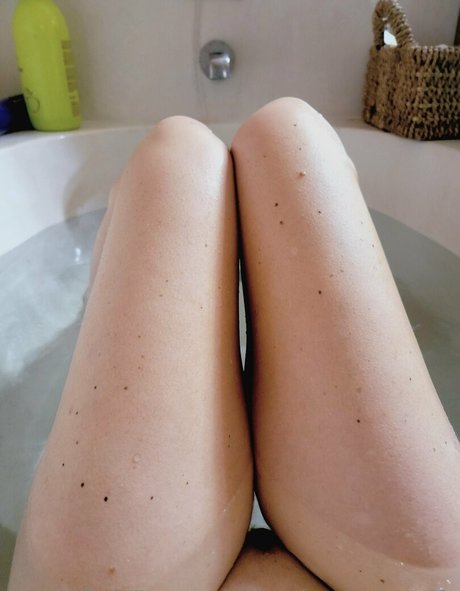 americanhousewife onlyfans leaks