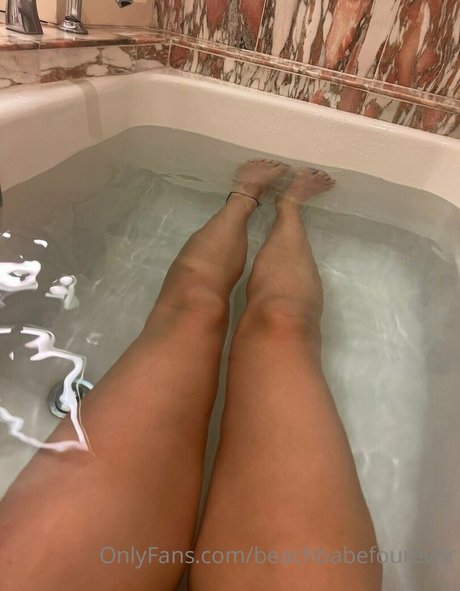 beachbabefourever onlyfans hot