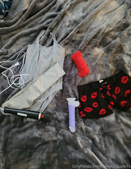 marriedmilfmallori nude leak onlyfans