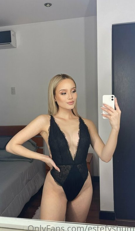 estefyshum onlyfans xxx
