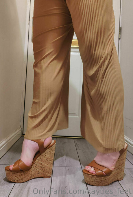kayties feet only fans pic