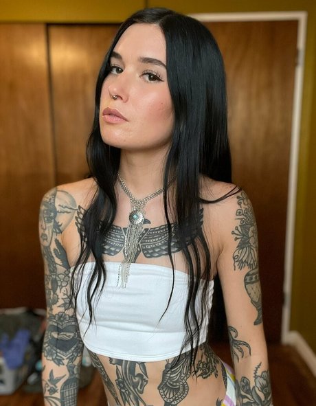 Peechfuzzzz Profile pic