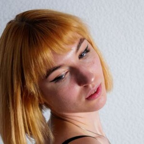 Agelina summer naked on onlyfans