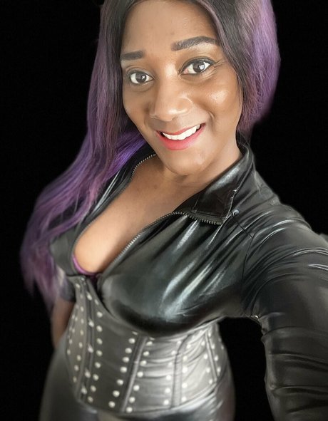 mslorraineldn porn only fans